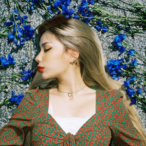 Dengarkan Bittersweet Love lagu dari 설아 dengan lirik