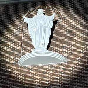 收聽Stutters的Start Over歌詞歌曲