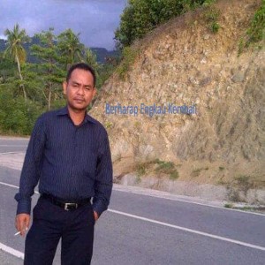 Dengarkan Berharap Engkau Kembali lagu dari Agus_Palu dengan lirik