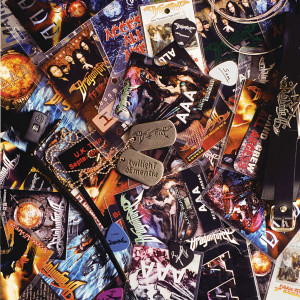 ดาวน์โหลดและฟังเพลง The Last Journey Home (Live) พร้อมเนื้อเพลงจาก Dragonforce