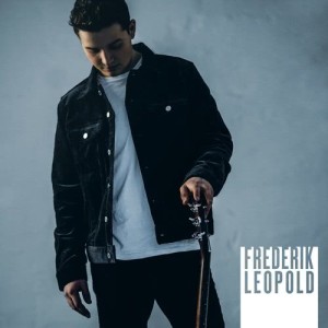 收聽Frederik Leopold的I'll Cover You歌詞歌曲