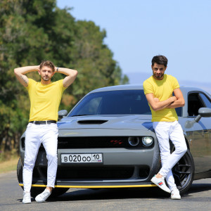 Listen to Yerazanke Im song with lyrics from Jilbér