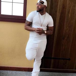 ดาวน์โหลดและฟังเพลง The One You Been Waiting For (Explicit) พร้อมเนื้อเพลงจาก Young Reign