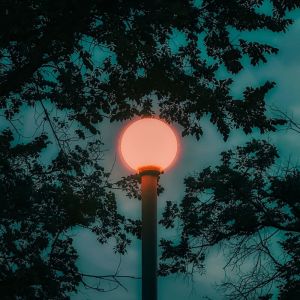 Dengarkan lagu ЦИФРЫ (Explicit) nyanyian PulseSeries dengan lirik