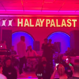 Dengarkan Cujdi Li Sme (Live Performance Avangard Koln) lagu dari Ilko Vasilev dengan lirik