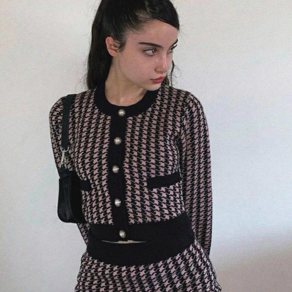 long cool woman (in a black dress) (cover)