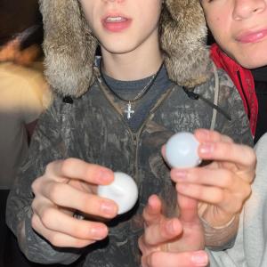 TheyhxteAnt的專輯hella stacks (gen6 n redda) [Explicit]