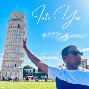 ดาวน์โหลดและฟังเพลง Into You (feat. Red Robyn, MK Productions & Simone V) พร้อมเนื้อเพลงจาก Micale Leon