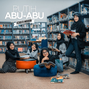 收聽Putih Abu Abu的Assholatu Imaduddin歌詞歌曲