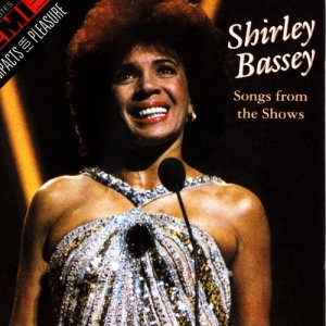 收聽Shirley Bassey的Moon River歌詞歌曲