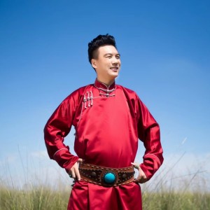 Listen to 春到几字湾 (完整版) song with lyrics from 赵虎
