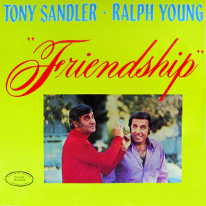 ดาวน์โหลดและฟังเพลง Butterfly พร้อมเนื้อเพลงจาก Sandler and Young
