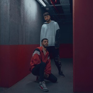 收聽Salih Diril的Hislerimi Al歌詞歌曲
