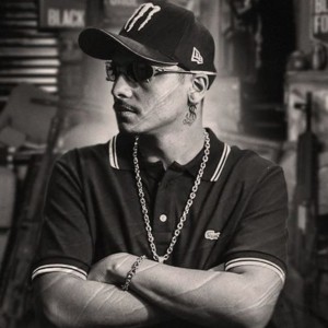 收聽Mc Vavá da MB的Bandida歌詞歌曲
