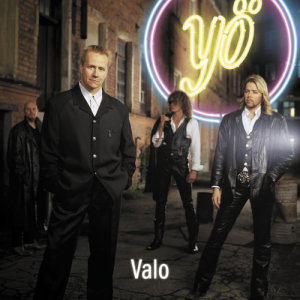 ดาวน์โหลดและฟังเพลง Oot Siinä Taas พร้อมเนื้อเพลงจาก Yö