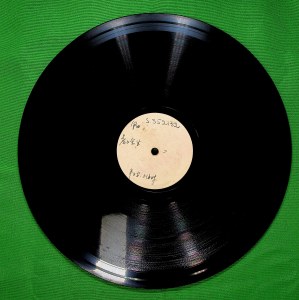 Album 虎口余生 from 中唱群星