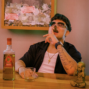 default playlist img