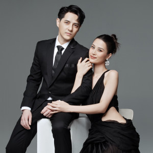 Listen to Lạc song with lyrics from Đông Nhi