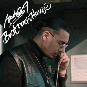 ดาวน์โหลดและฟังเพลง Brot nach Hause พร้อมเนื้อเพลงจาก Apache 207