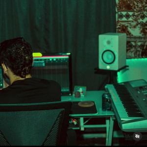 default playlist img