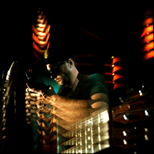 Nathan Fox的专辑Long Way Down