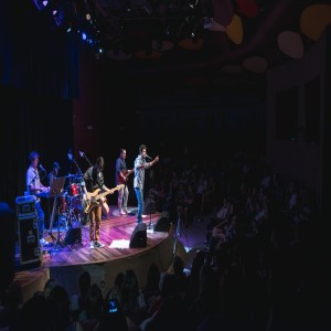 default playlist img