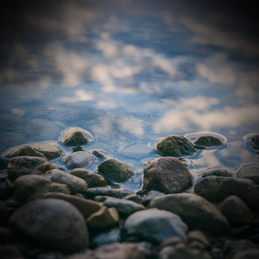 River Sounds for Instant Relaxation and Better Focus