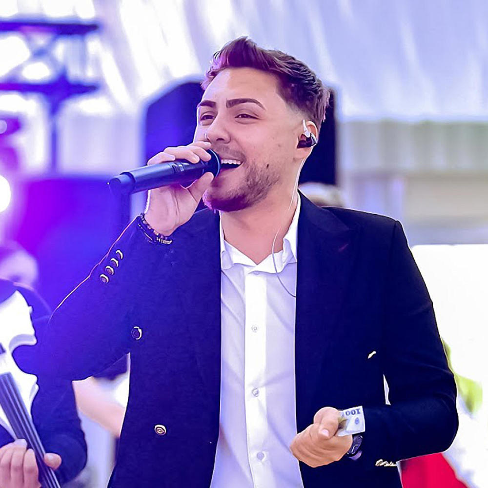 Femeia frumoasa nu se tine in casa (Live)