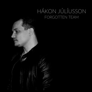 收聽Hákon Júlíusson的Forgotten Team歌詞歌曲