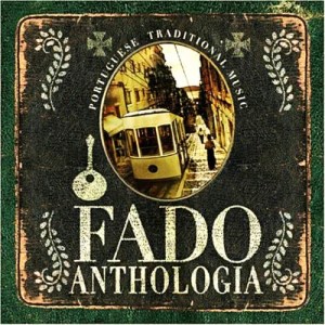 收聽Amália Rodrigues的Foi Inten歌詞歌曲
