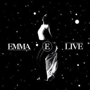 ดาวน์โหลดและฟังเพลง La Mia Città (Live) พร้อมเนื้อเพลงจาก Emma