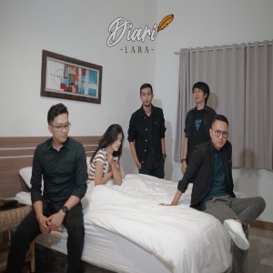 Dengarkan Lara lagu dari DIARI dengan lirik