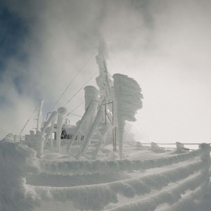 收聽Zuma的天上天下歌詞歌曲