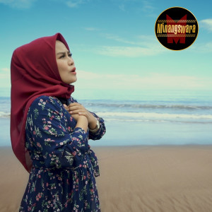 ดาวน์โหลดและฟังเพลง Dompet Basampa พร้อมเนื้อเพลงจาก Sri Fayola