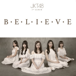 Dengarkan lagu Hanya Lihat Ke Depan nyanyian JKT48 dengan lirik