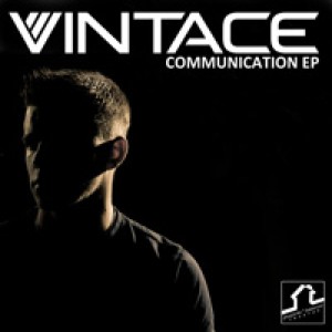 ดาวน์โหลดและฟังเพลง Skyrunner (Radio Edit) พร้อมเนื้อเพลงจาก Vintace