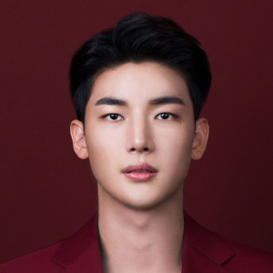 Listen to 안 해도 돼 song with lyrics from Roh Ji Hoon