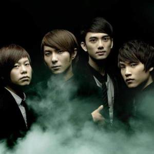 收聽Zarahn的The Story Goes on (Instrumental) (純音樂)歌詞歌曲