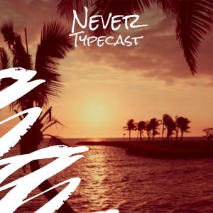 Dengarkan lagu Agosto nyanyian Marving Quane dengan lirik