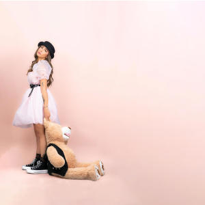 收聽call me AL的Leaning In歌詞歌曲