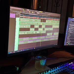 default playlist img