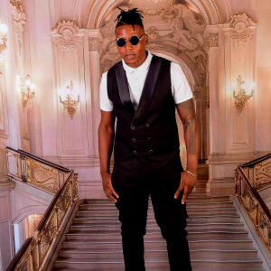 default playlist img