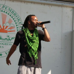 Listen to My House song with lyrics from Mic Nice