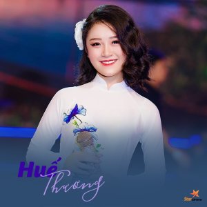 Listen to Huế Thương song with lyrics from Phạm Linh Phương