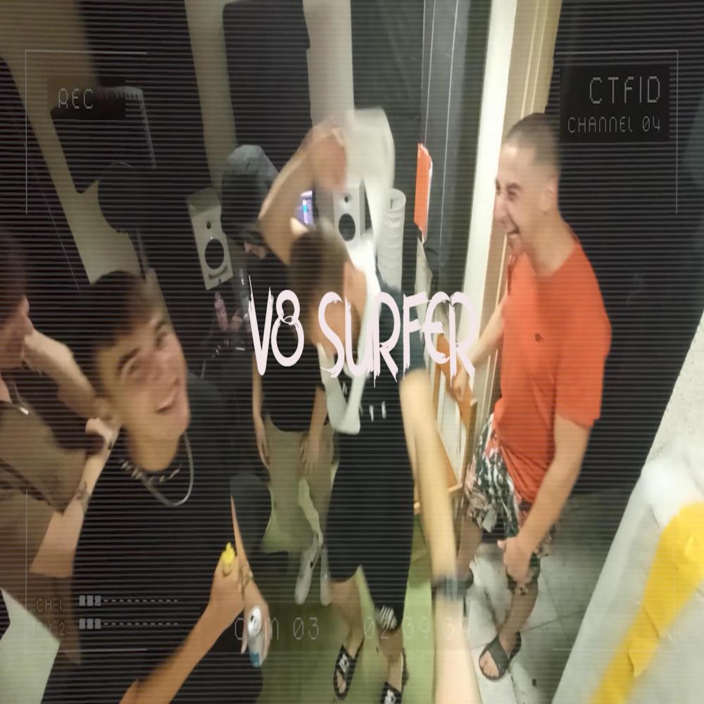 V8 Surfer (feat. Bambino, Pablito & Laudan) (Explicit)
