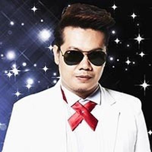 ต้อม วงทอแสง ท็อปไลน์