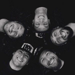 Dengarkan lagu Stay the Way You Are (Live ) (Live) nyanyian Klagenfurt dengan lirik