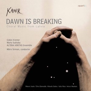 ดาวน์โหลดและฟังเพลง A Drop in the Ocean พร้อมเนื้อเพลงจาก Kamer