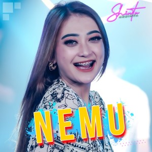 Dengarkan lagu Nemu (Live) nyanyian Shinta Arsinta dengan lirik