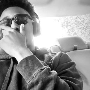 Tht.J的專輯Lowkey (feat. Mook! & BubbaSlatt) [Remix] (Explicit)